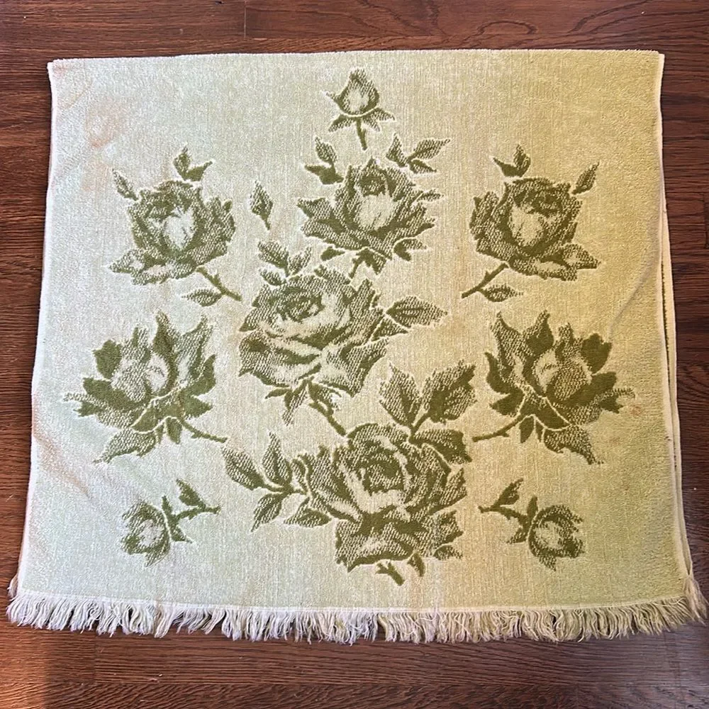 Vtg  Fieldcrest Green Floral Patterned Towel Cotton set/2 hand towels & one bath
